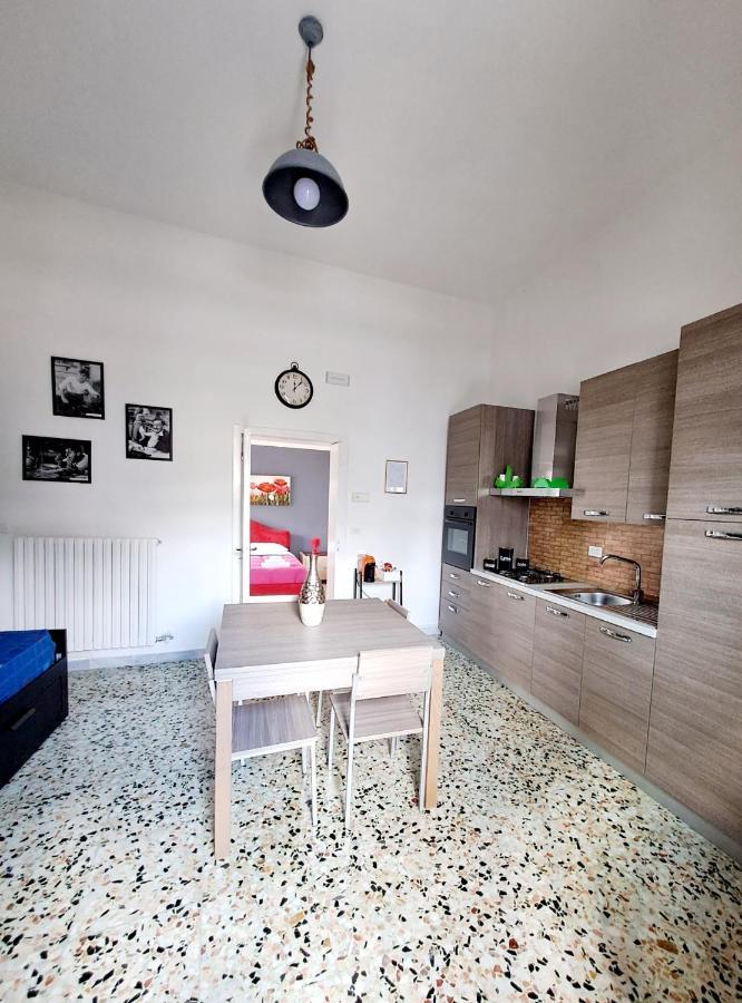 레체 La Casa Del Borgo 빌라 외부 사진